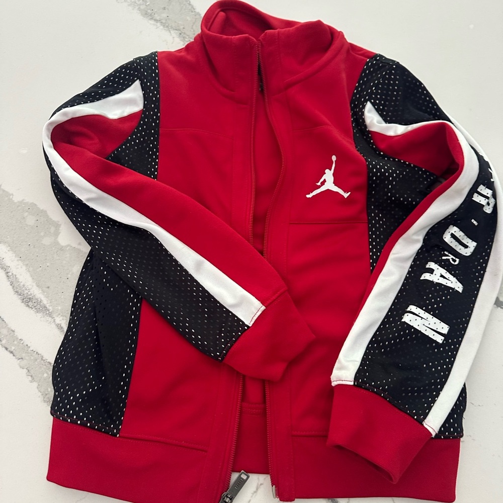 GUC Jordan Kids Classic Track Jacket (Size 7/L)